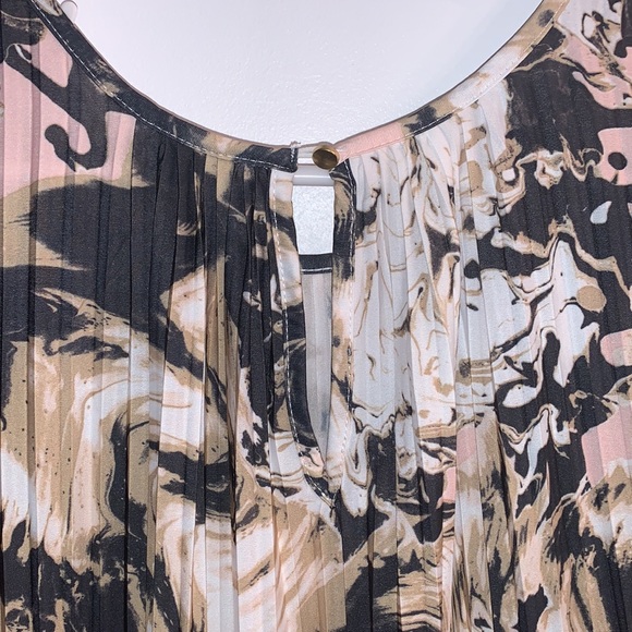 EST 1946 - Blouse - Picture 8 of 8